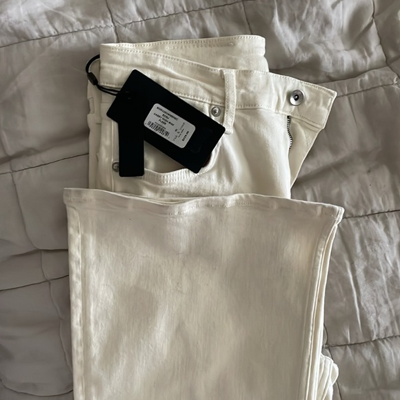 Rag & Bone ICON Casey High Ride Flare Jeans in Ecru Sz 30 - Picture 7 of 7